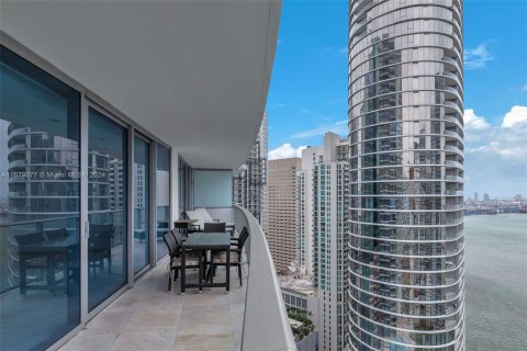 Condominio en venta en Miami, Florida, 2 dormitorios, 139.35 m2 № 1409047 - foto 25