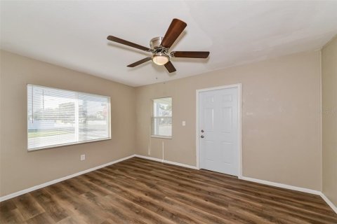 Immobilier commercial à vendre à Tampa, Floride: 167.04 m2 № 834316 - photo 20