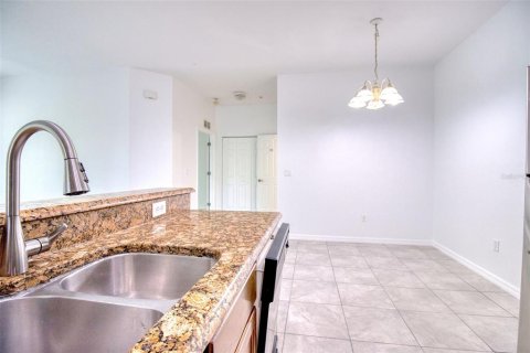 Condo in Bradenton, Florida, 3 bedrooms  № 1386930 - photo 10