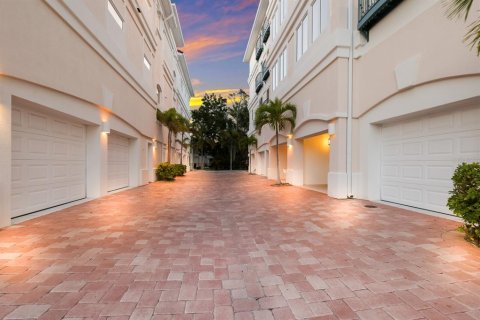 Condominio en venta en Sarasota, Florida, 4 dormitorios, 431.62 m2 № 1386995 - foto 7