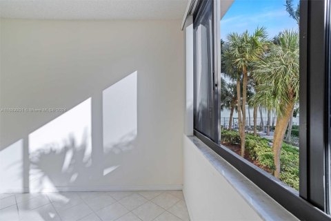 Condominio en venta en Miami, Florida, 2 dormitorios, 92.9 m2 № 1439983 - foto 18