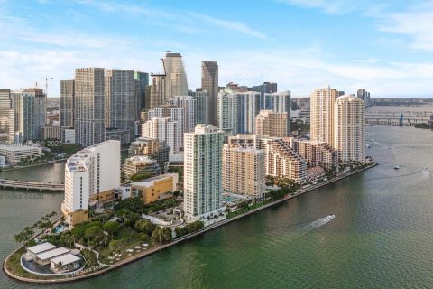 Condominio en venta en Miami, Florida, 2 dormitorios, 92.9 m2 № 1439983 - foto 1