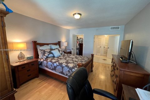 Copropriété à vendre à Hallandale Beach, Floride: 2 chambres, 115.94 m2 № 991155 - photo 12