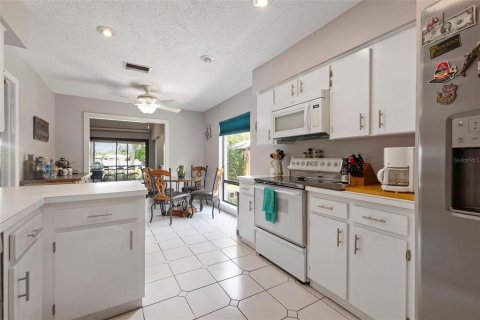 Casa en venta en Tampa, Florida, 3 dormitorios, 195.65 m2 № 1314510 - foto 15