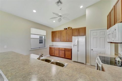 Casa en venta en Punta Gorda, Florida, 3 dormitorios, 170.2 m2 № 1126370 - foto 12