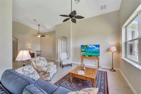 Casa en venta en Punta Gorda, Florida, 3 dormitorios, 170.2 m2 № 1126370 - foto 8