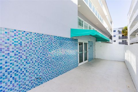 Propiedad comercial en venta en Miami Beach, Florida № 1330603 - foto 14