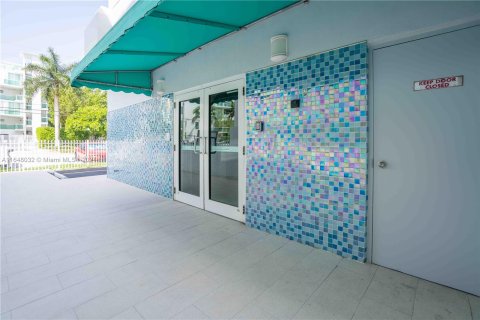 Propiedad comercial en venta en Miami Beach, Florida № 1330603 - foto 17