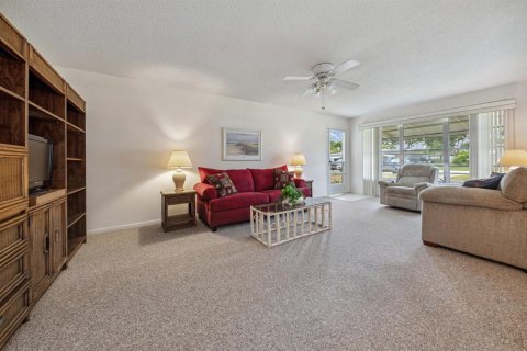 Condo in Delray Beach, Florida, 1 bedroom  № 510463 - photo 8