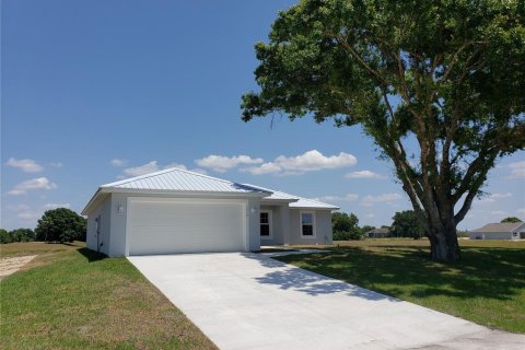 House in Sebring, Florida 3 bedrooms, 140.1 sq.m. № 1192274 - photo 30