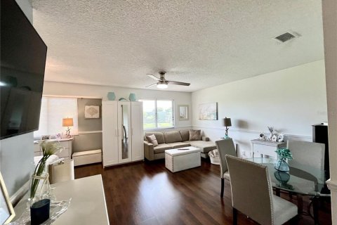 Adosado en venta en Delray Beach, Florida, 3 dormitorios, 132.2 m2 № 755578 - foto 24