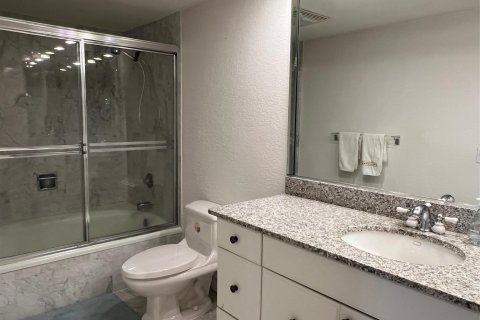 Condo in Fort Lauderdale, Florida, 2 bedrooms  № 987203 - photo 13