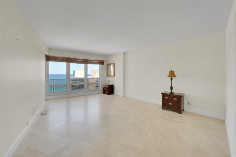 Condo in Fort Lauderdale, Florida, 1 bedroom  № 1210425 - photo 17