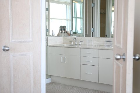 Condo in West Palm Beach, Florida, 2 bedrooms  № 959241 - photo 10