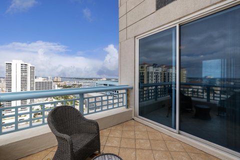 Condo in West Palm Beach, Florida, 2 bedrooms  № 959241 - photo 30