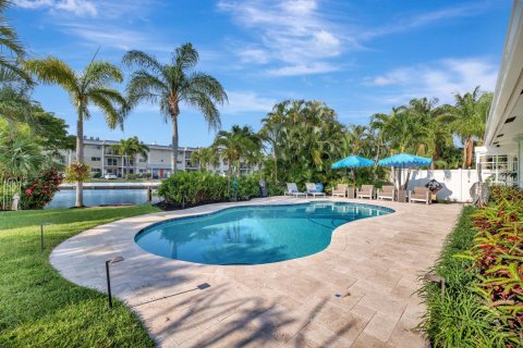 Villa ou maison à vendre à Wilton Manors, Floride: 3 chambres, 165.18 m2 № 1188812 - photo 13