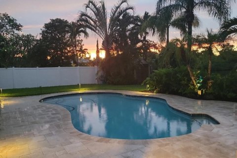 Casa en venta en Wilton Manors, Florida, 3 dormitorios, 165.18 m2 № 1188812 - foto 1