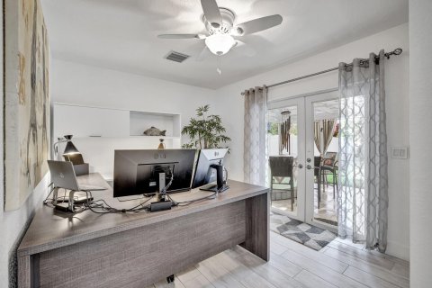 Casa en venta en Wilton Manors, Florida, 3 dormitorios, 165.18 m2 № 1188812 - foto 23