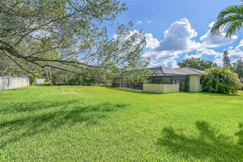 Villa ou maison à vendre à Coral Springs, Floride: 4 chambres, 257.53 m2 № 1188811 - photo 10