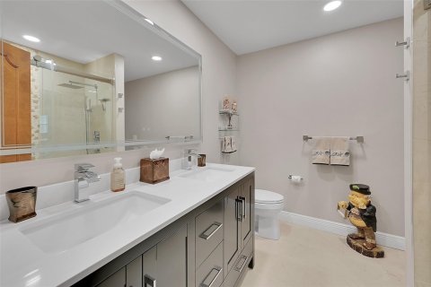 Villa ou maison à vendre à Coral Springs, Floride: 4 chambres, 257.53 m2 № 1188811 - photo 20