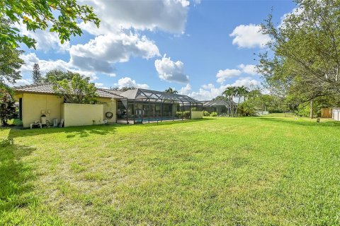 Villa ou maison à vendre à Coral Springs, Floride: 4 chambres, 257.53 m2 № 1188811 - photo 4