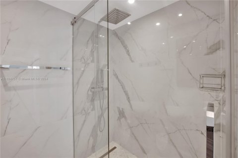 Copropriété à vendre à Miami Beach, Floride: 2 chambres, 95.69 m2 № 1271390 - photo 21