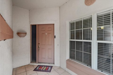 House in Orlando, Florida 2 bedrooms, 133.97 sq.m. № 1383869 - photo 2