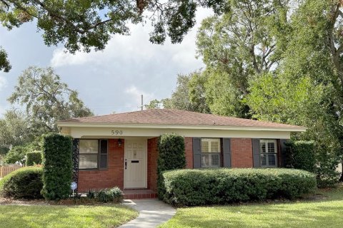 House in Tampa, Florida 4 bedrooms, 175.21 sq.m. № 1434525 - photo 1