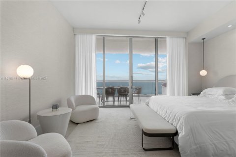 Condo in Sunny Isles Beach, Florida, 3 bedrooms  № 965541 - photo 20