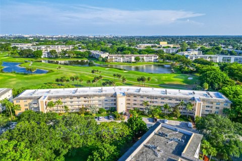 Copropriété à vendre à Coconut Creek, Floride: 2 chambres, 107.95 m2 № 1208773 - photo 7