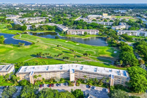 Copropriété à vendre à Coconut Creek, Floride: 2 chambres, 107.95 m2 № 1208773 - photo 30