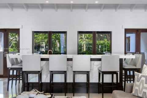Casa en venta en Coral Gables, Florida, 6 dormitorios, 1221.39 m2 № 612454 - foto 10