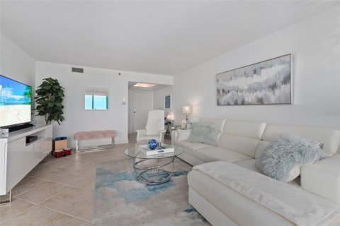 Copropriété à vendre à Hutchinson Island South, Floride: 2 chambres, 119.01 m2 № 796378 - photo 19