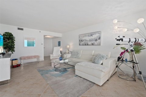 Copropriété à vendre à Hutchinson Island South, Floride: 2 chambres, 119.01 m2 № 796378 - photo 18