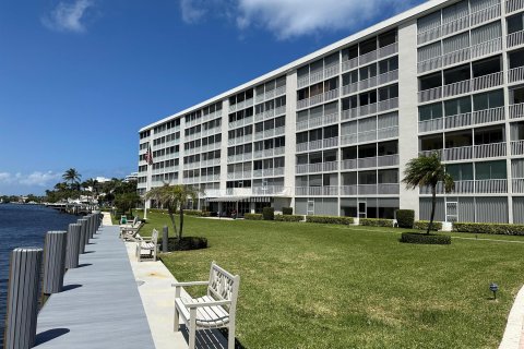 Condominio en venta en Highland Beach, Florida, 2 dormitorios, 108.32 m2 № 1116979 - foto 28