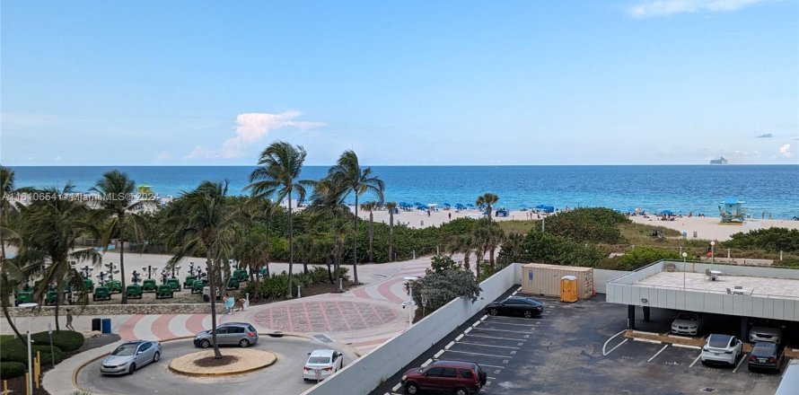 Condo in Miami Beach, Florida, 1 bedroom  № 1232667