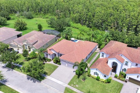 Villa ou maison à vendre à Kissimmee, Floride: 4 chambres, 239.5 m2 № 1325091 - photo 24