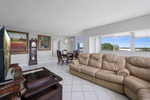 Condominio en venta en Hollywood, Florida, 2 dormitorios, 119.29 m2 № 1305928 - foto 4