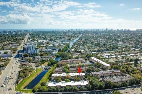 Copropriété à vendre à Pompano Beach, Floride: 2 chambres, 86.96 m2 № 1310288 - photo 26