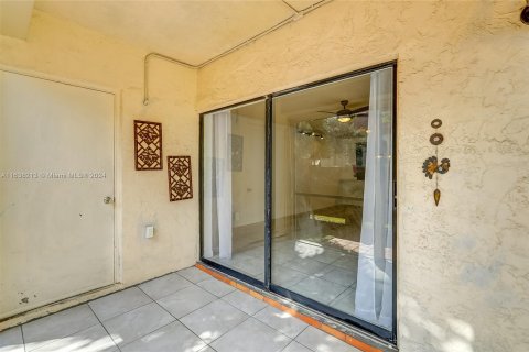 Condominio en venta en Pompano Beach, Florida, 2 dormitorios, 86.96 m2 № 1310288 - foto 22