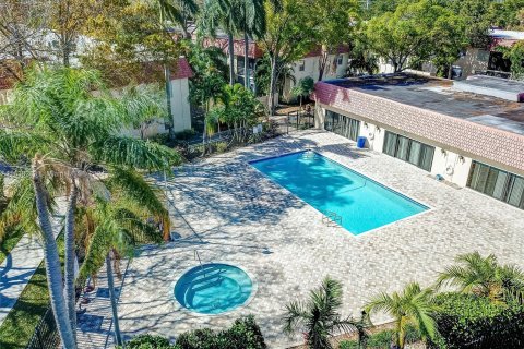 Copropriété à vendre à Pompano Beach, Floride: 2 chambres, 86.96 m2 № 1310288 - photo 29