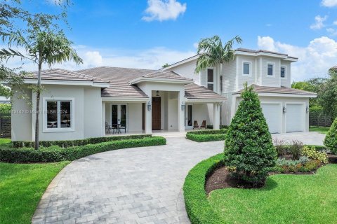 Villa ou maison à vendre à Palmetto Bay, Floride: 4 chambres, 431.81 m2 № 1310383 - photo 2