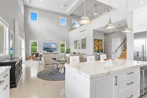 Villa ou maison à vendre à Palmetto Bay, Floride: 4 chambres, 431.81 m2 № 1310383 - photo 16