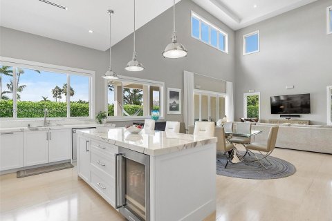 Villa ou maison à vendre à Palmetto Bay, Floride: 4 chambres, 431.81 m2 № 1310383 - photo 15