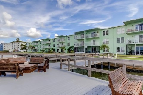 Condo in Dunedin, Florida, 1 bedroom  № 1361111 - photo 18