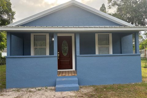 Villa ou maison à vendre à Lakeland, Floride: 4 chambres, 94.76 m2 № 1338900 - photo 1