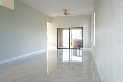 House in Port Charlotte, Florida 5 bedrooms, 337.61 sq.m. № 1197202 - photo 21