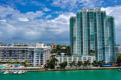 Copropriété à vendre à Miami Beach, Floride: 2 chambres, 100.15 m2 № 1102661 - photo 29