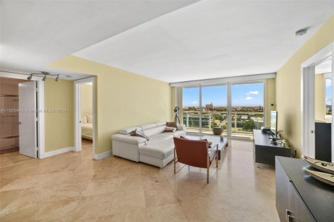 Copropriété à vendre à Miami Beach, Floride: 2 chambres, 100.15 m2 № 1102661 - photo 3