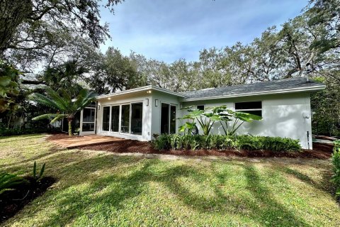 Villa ou maison à vendre à Vero Beach, Floride: 2 chambres, 158.21 m2 № 913243 - photo 2
